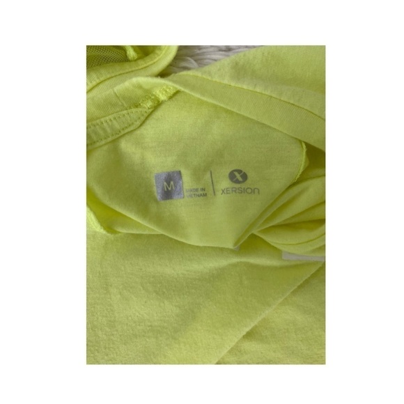 Xersion Green Workout Top Size M - EUC - Picture 6 of 6